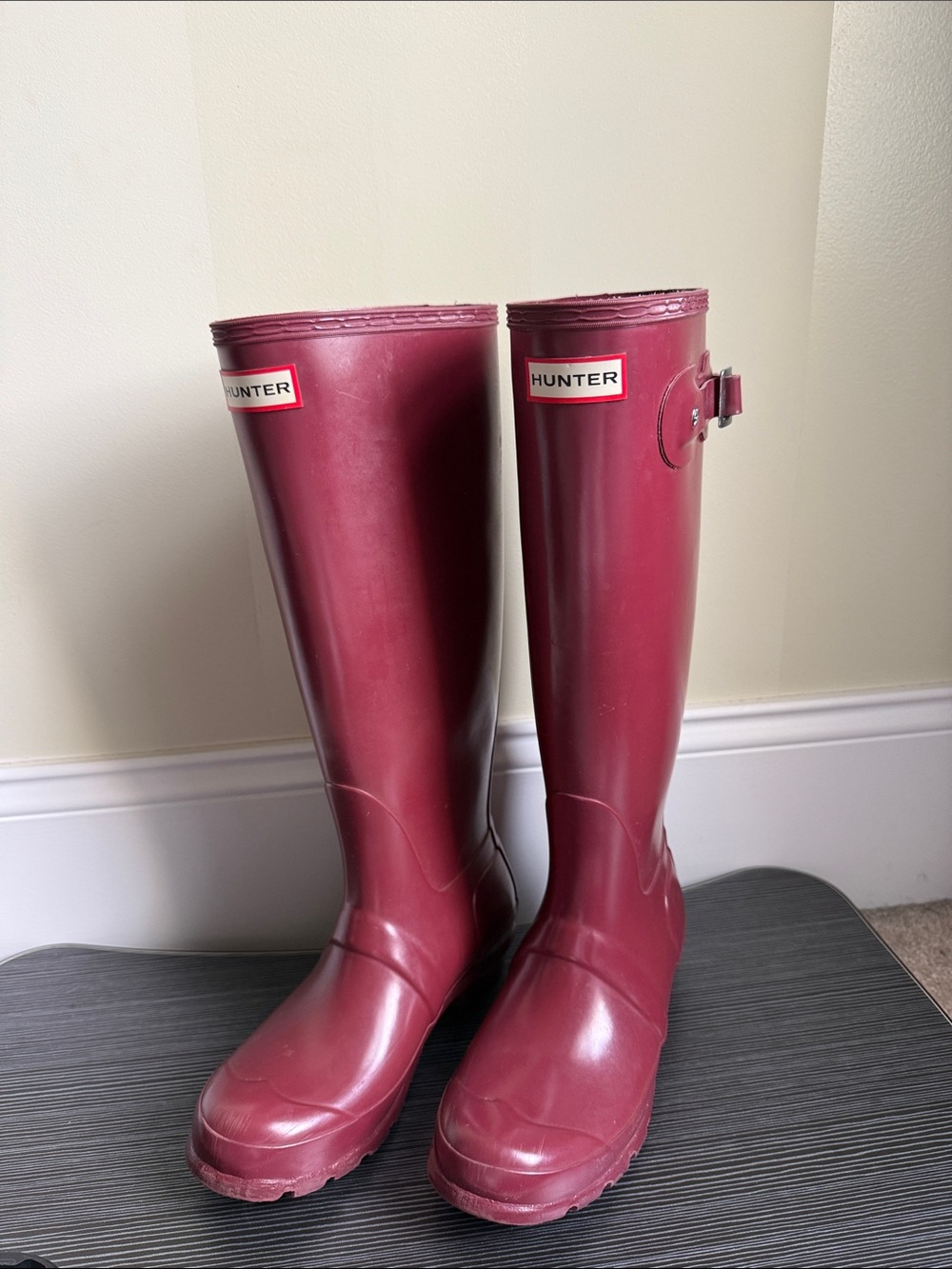 Hunter Tall Rain Boots - Burgundy Wine